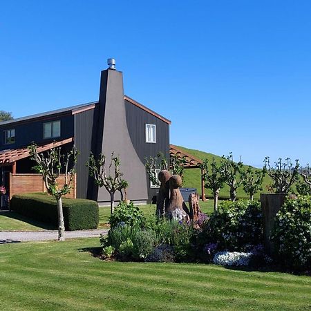 Country Lodge Kinloch Taupo Exterior photo