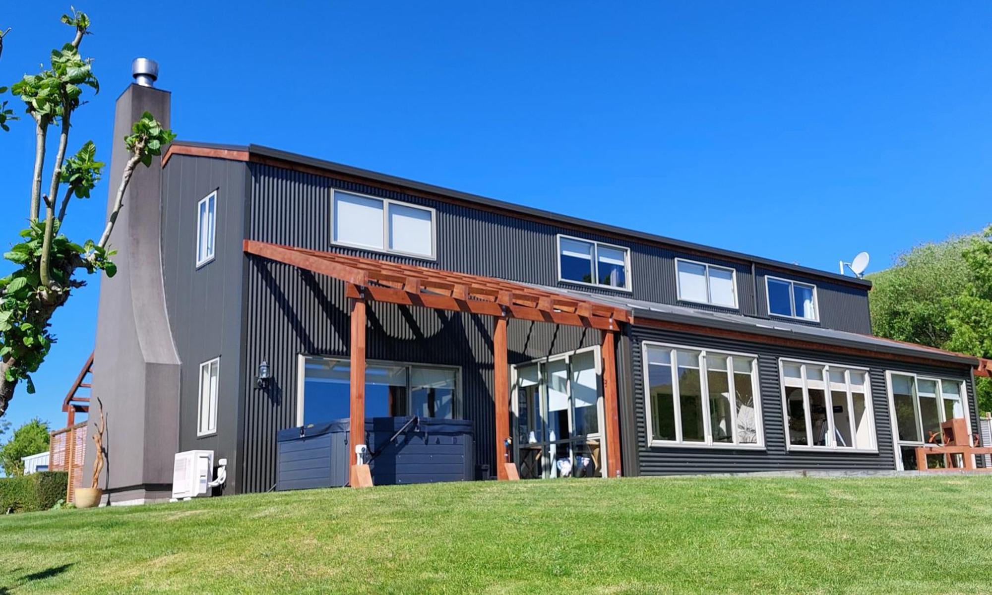Country Lodge Kinloch Taupo Exterior photo